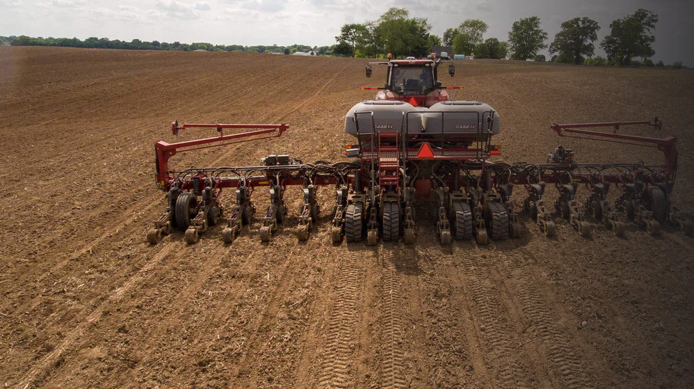 Tracks for Planters